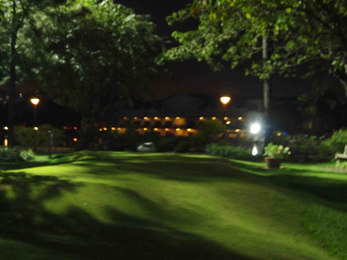 Malacanang at night
