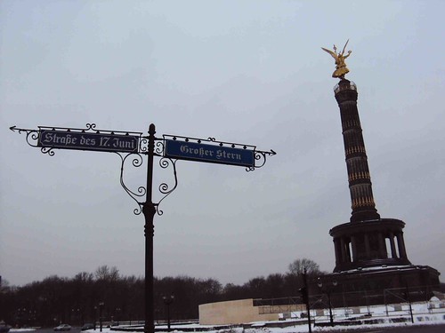 Victory Column, Berlin by Rosemarie Ramos
