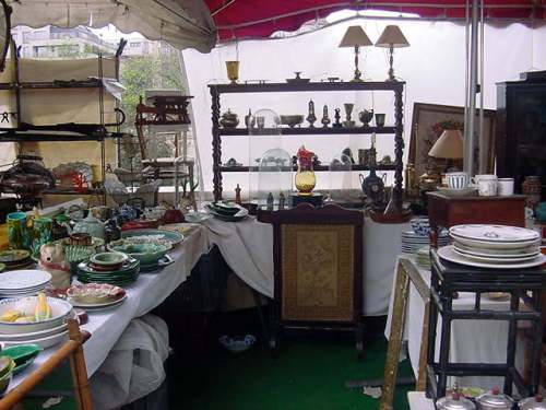 flea-market-bastille-2006